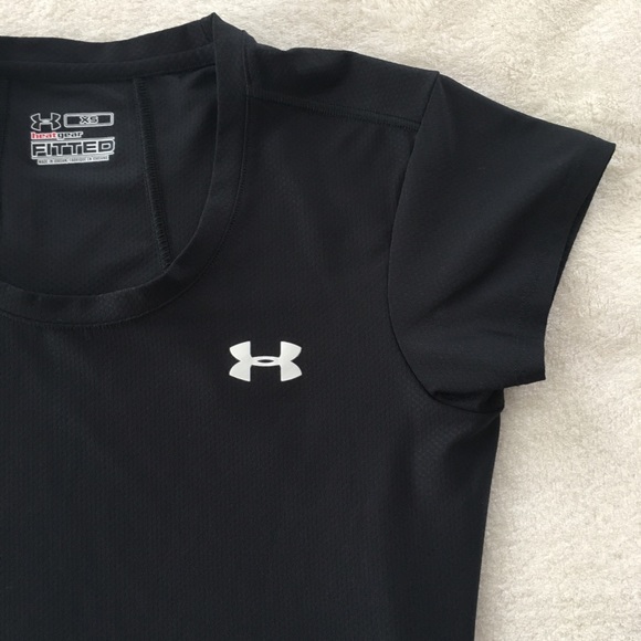 Under Amour fitted dry wicking t-shirt - Picture 5 of 5